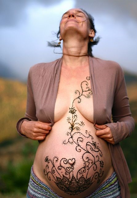 Mulher grávida pode fazer tatuagem?